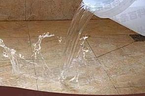 饶阳漏水维修 免砸砖防水材料该如何施工